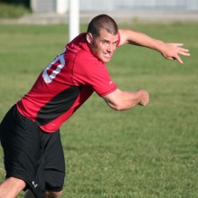rob mcleod hucking backhand ultimate frisbee