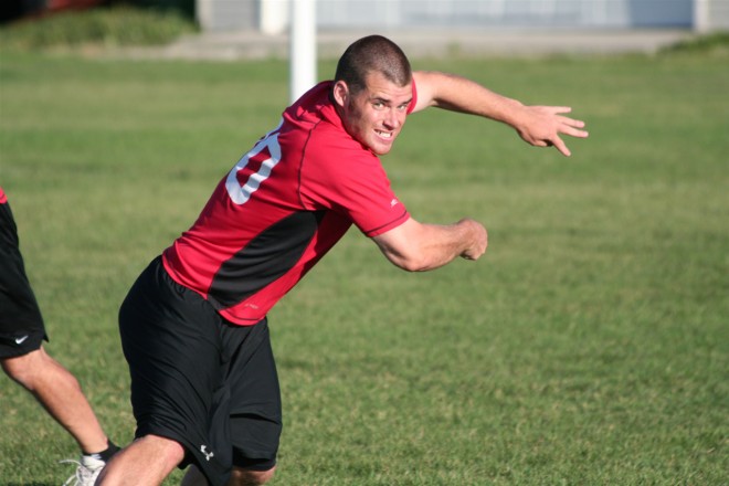 rob mcleod hucking backhand ultimate frisbee