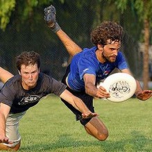 ultimate-firsbee-layout-photo-nick-cheng11